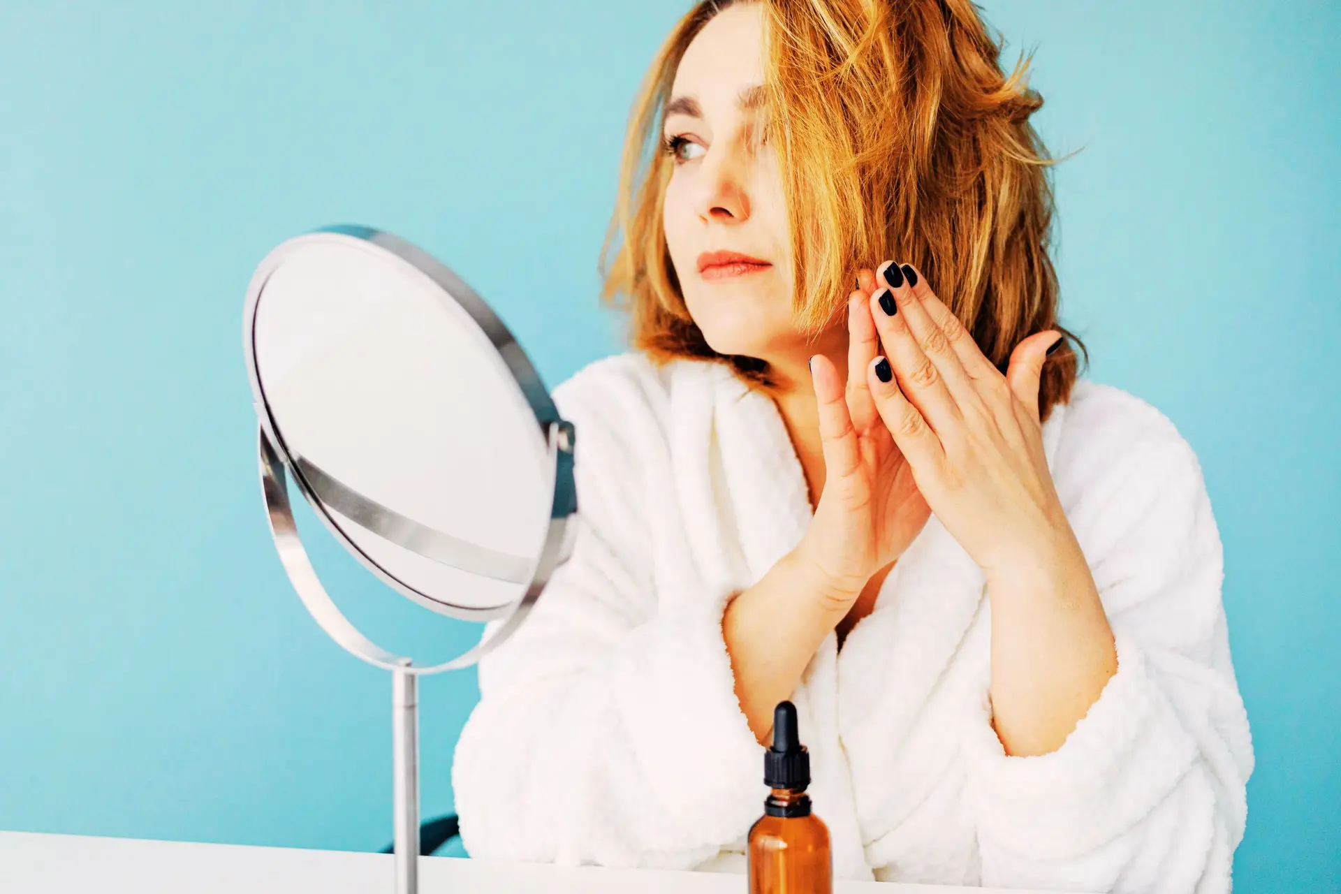 You are currently viewing Hair Serum Uses | Benefits of using a Hair Serum